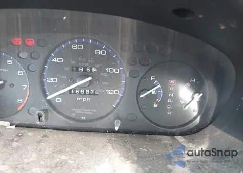 2000 Honda Civic Ex z USA, uszkodzony, nr VIN 1HGEJ8249YL020468